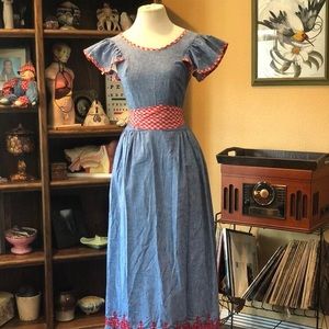 Perfect vintage picnic dress